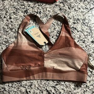 Prana Layna sports bra Large